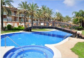 Apartamento  planta Baja con piscina 