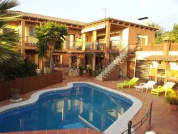 Casa en creixell con jardin y piscina privada