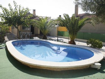 Chalet con piscina privada (2)