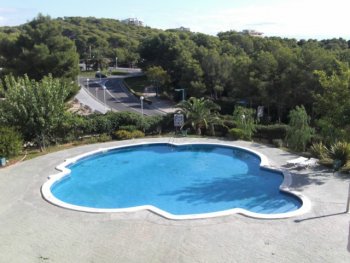 Se alquila apartamento 6 plazas en salou 1ª linea mar (calle bosc (5)