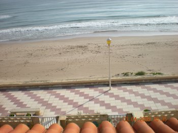 Bungalow vacacional en 1ª linea de playa (5)