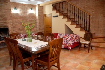 El Rincón. Acogedora casa rural para 10 personas (2)
