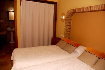 El Rincón. Acogedora casa rural para 10 personas (3)