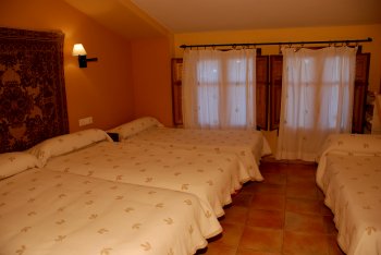 El Rincón. Acogedora casa rural para 10 personas (7)