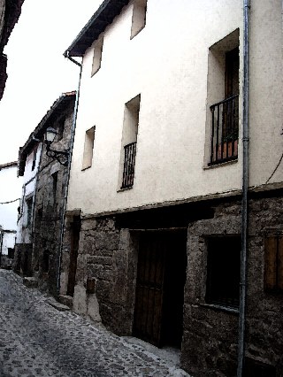 se alquila casa en san martin de trevejo