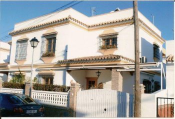 Apartamento para vacaciones  a 300 metros de la playa de regla en chipiona, costa de la luz - espaa.