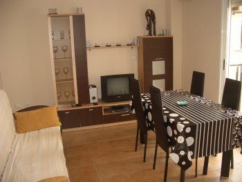 alquilo apartamento en puerto de sagunto a 150m de la playa, se al (1)
