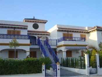 OFERTA ALQUILER  BUNGALOW  A 250 M DE LA PLAYA  DE VERA (ALMERIA) (3)