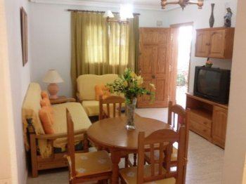 OFERTA ALQUILER  BUNGALOW  A 250 M DE LA PLAYA  DE VERA (ALMERIA) (4)