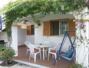 OFERTA ALQUILER  BUNGALOW  A 250 M DE LA PLAYA  DE VERA (ALMERIA) (1)