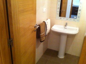 ba&ntilde;o