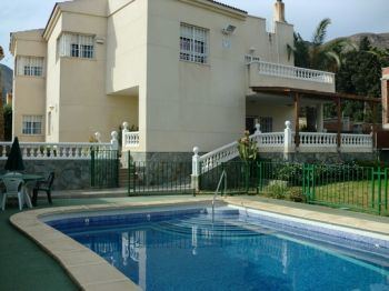 ALMERÍA COSTA CHALET CON PISCINA
