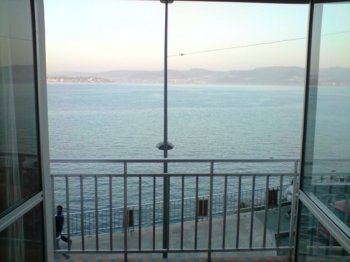 Piso en Portonovo primera línea de mar