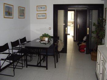 Piso en el casco antiguo (junto a teatro falla y al barrio la viña (3)