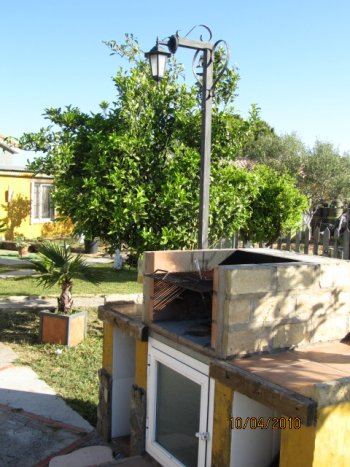 Se alquila casita en parcela de 1000 mº con piscina privada (2)