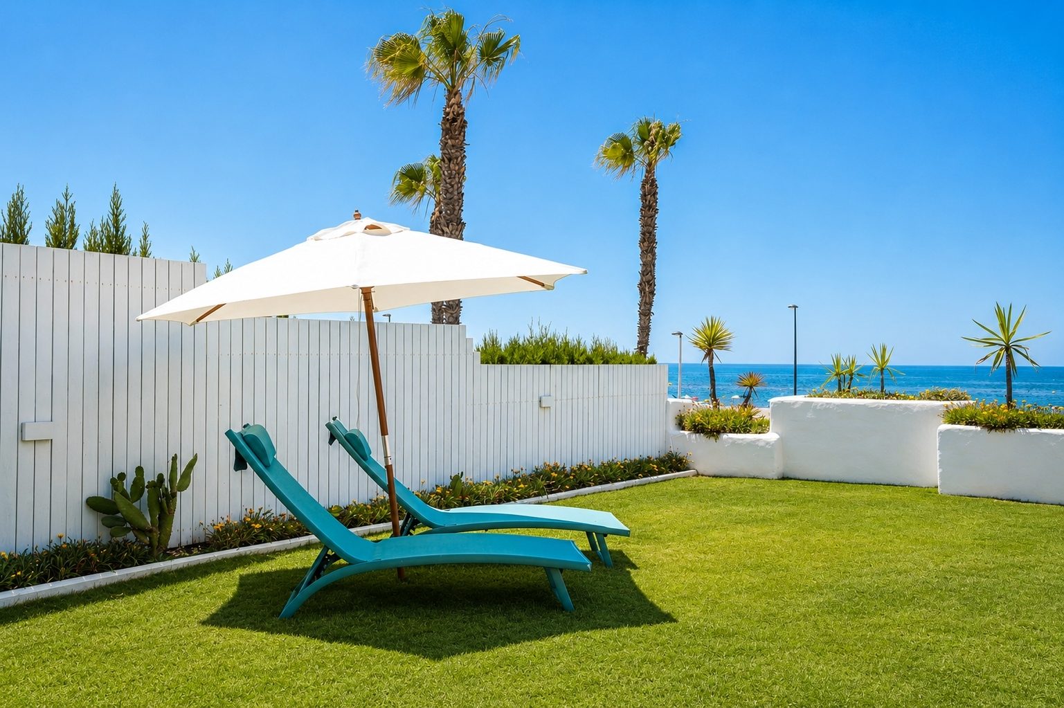 Casa en 1º linea de playa de Matalascañas (1)
