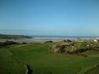 Vacaciones en playa de Mogro con un campo de golf y frente al Parq (2)