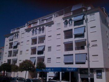 Nuevo portil, primera linea de playa