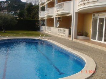 Se alquila apartamento 4 personas (3)