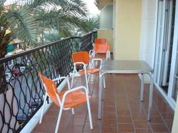 Alquilo Piso en Punta UmbrÍa