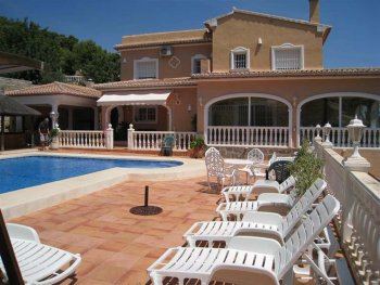Villa de lujo con vistas y todo tipo de lujos y comodidades (2)