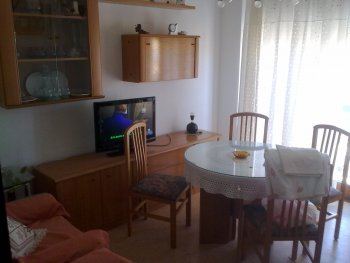 Se alquila apartamento en villajoyosa