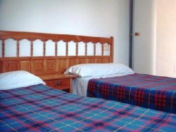 Apartamentos ibiza - playa d'en bossa (1)