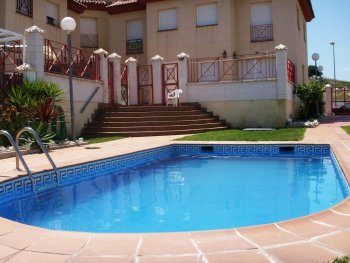 Casa en costa del sol, playa benajarafe (malaga). 350 eu veraneo (1)