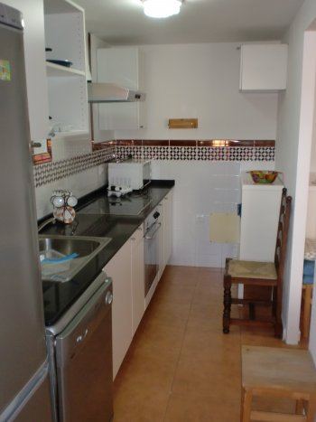 Se alquila apartamento vacacional en tarifa. ciudad del viento.... (2)