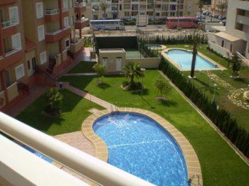 Apartamento playa - terraza - piscina - garaje