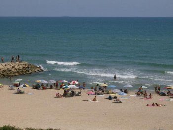 Bonito apartamento en primera linea de playa (1)