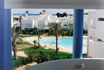 Apartamento vera (bajo con jardin )puerto rey (4)