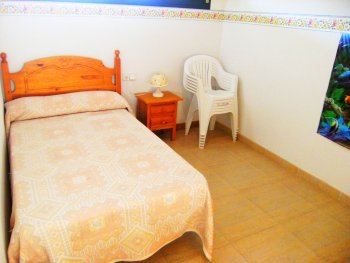 Apartamento en 1ª lÍnea de playa con 3 dormitorios y piscina comun (4)