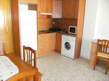 Apartamento con 1 dormitorio, piscina  y aire acondicionado junto  (3)