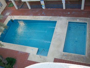 Piso 2 dormitorios con piscina