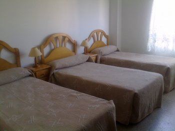 Habitacion 3 camas