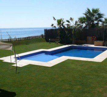 Estudios/apartamentos en la misma playa de almayate, a 3 km de tor (2)