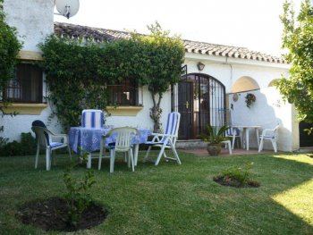 Casa adosada estilo pueblo andaluz, 500m playa. (2)