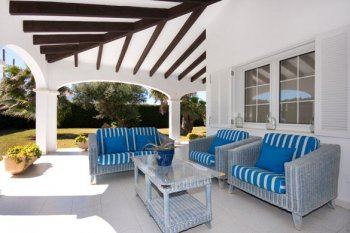 Alquilo precioso chalet en menorca junto playa verano 2014 ( 8-10 pax)