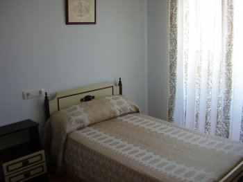 Alquiler casa amueblada en monesterio (5)