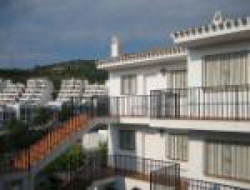 Desde 200 € / semana  (2)