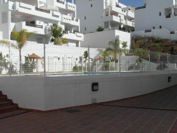 Precioso duplex con dos entradas y dos jardines privados. gran terraza. en campo de golf. playas paradisiacas con el mejor clima.