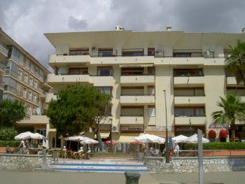 Fachada Edificio piso