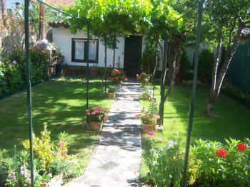 Chalet con jardín en el centro de la ciudad