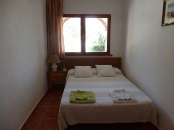 Planta baja con vistas al mar y jardÍn privado en complejo residen (4)
