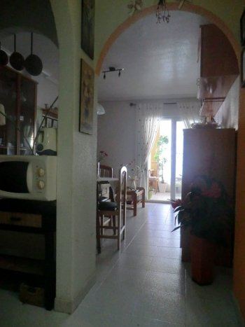 Apartamento con piscina y 150 m la playa (5)