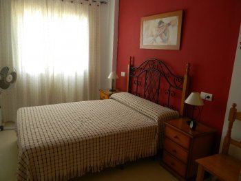  precioso apartamento de dos dormitorios en benajarafe ,costa del  (5)
