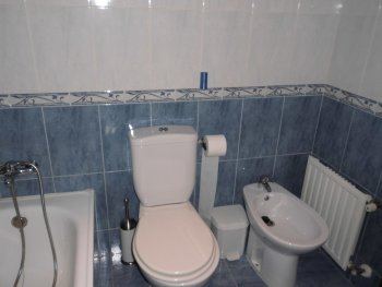 Apartamento muy bien situado (4)