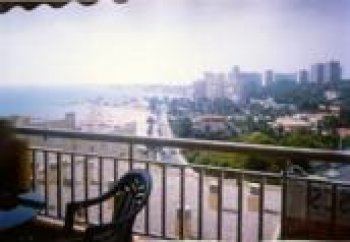 Precioso apartamento junto al mar. (3)