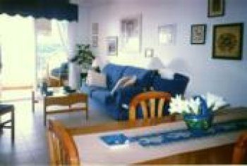 Precioso apartamento junto al mar. (1)
